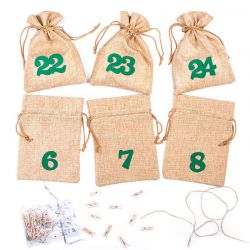 Kalendarz adwentowy woreczki jutowe 13 x 18 cm - brązowe jasne + zielone numery Woreczki na Boże Narodzenie