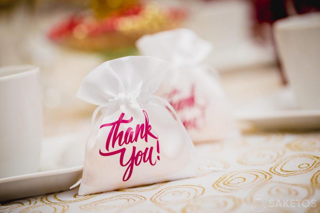 Woreczki idealnie sprawdzają się jako opakowanie na weselne podziękowania!