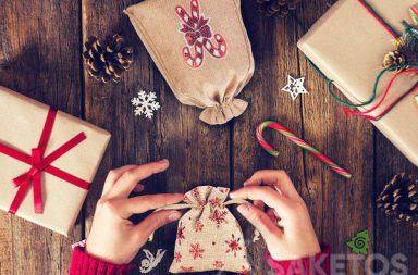 Woreczki z materiału to doskonała odpowiedź na pytanie jak ładnie zapakować prezent na święta!