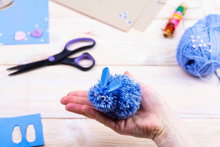 Zajączek z pompona - DIY dla dzieci