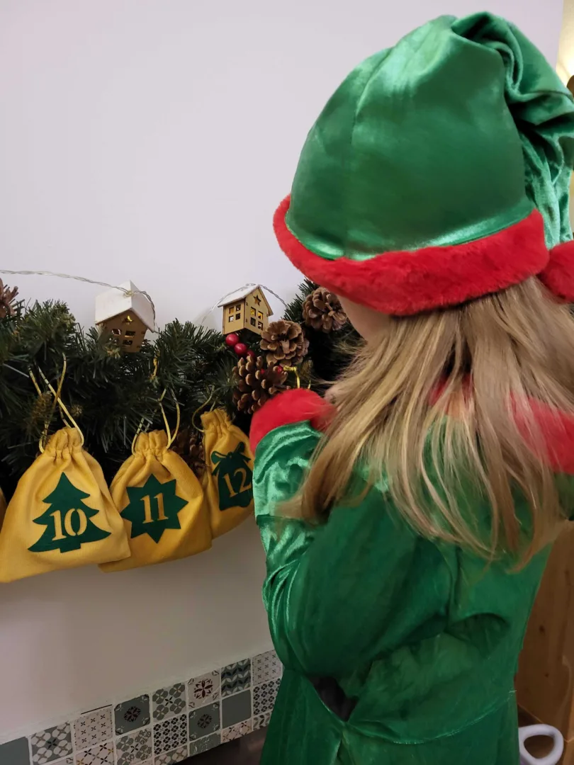 Kalendarz adwentowy na prezenty od elfa