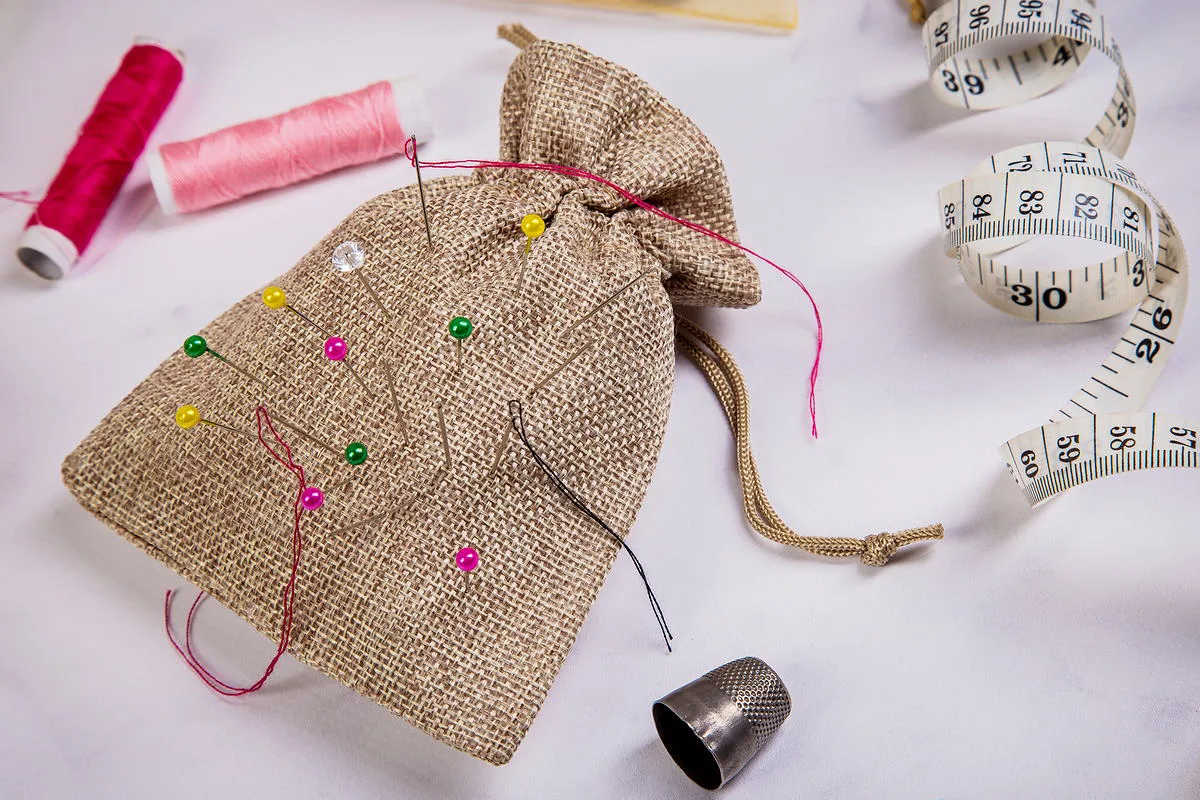 Igielnik z woreczka - poduszka na igły DIY