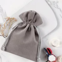 Srebrne woreczki welurowe 13 x 18 cm na każdą okaję