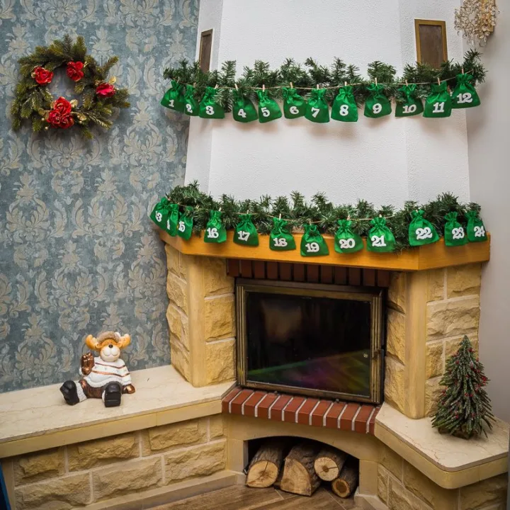 Kalendarz adwentowy woreczki jutowe 12 x 15 - zielone + białe numery Wszystkie produkty