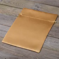 Woreczki satynowe 26 x 35 cm - złote Walentynki