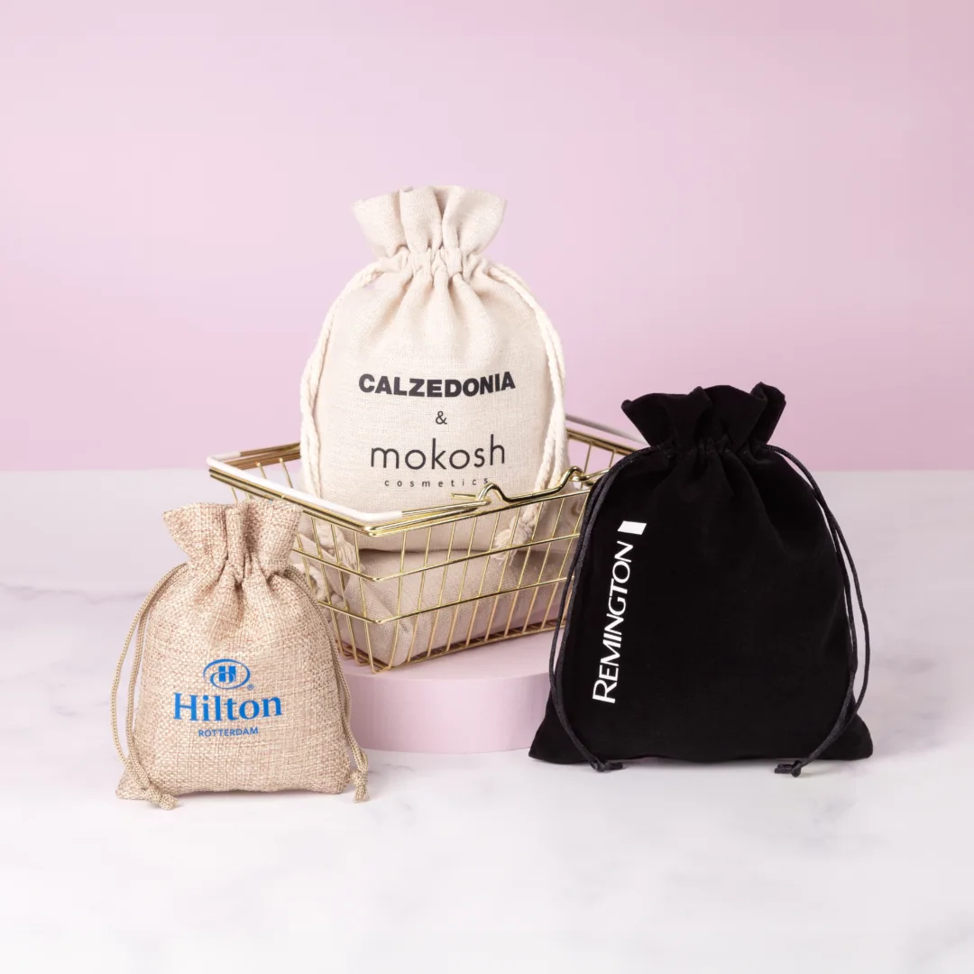 Opakowania produktowe i reklamowe z logo